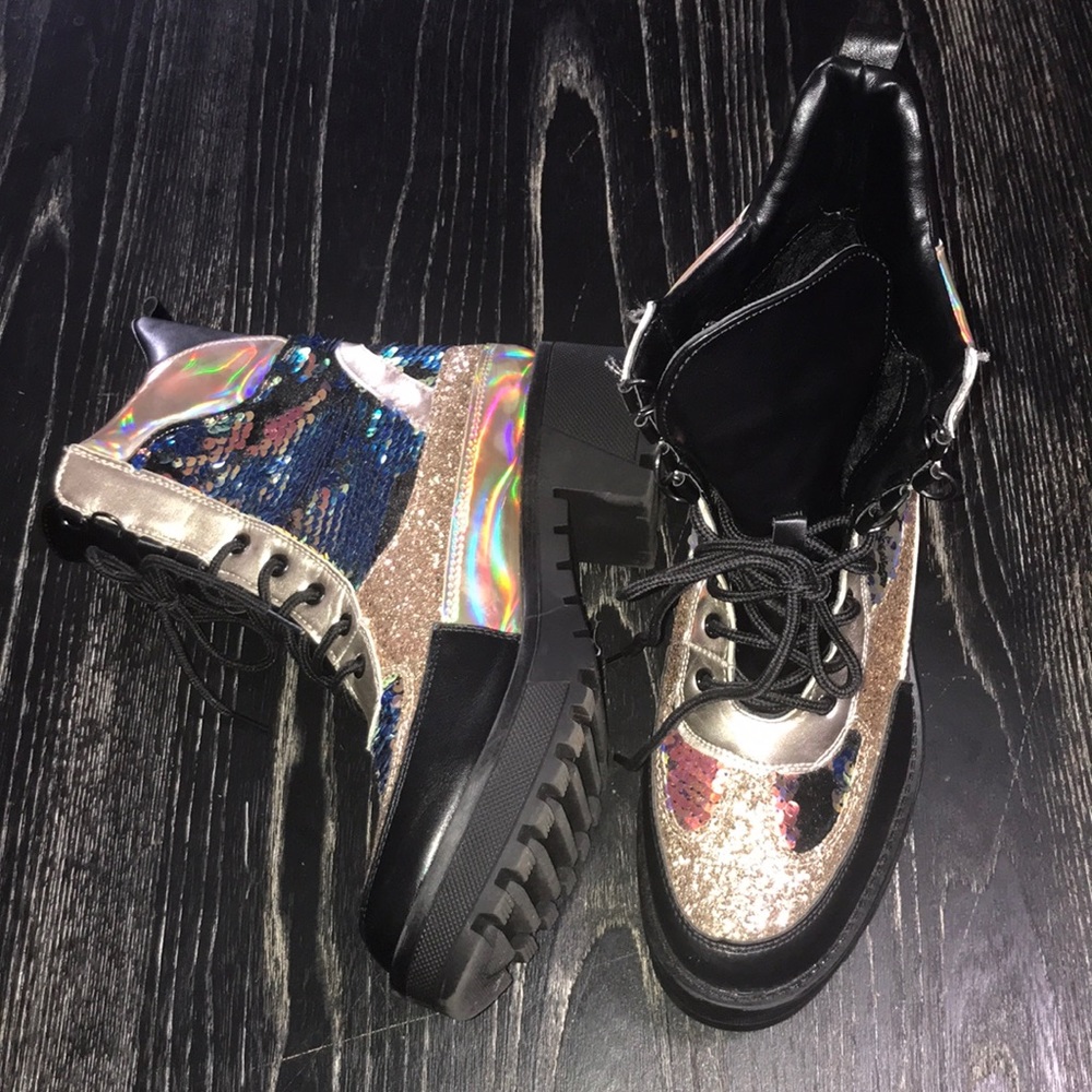 Sequins Trendy Boots !!!!